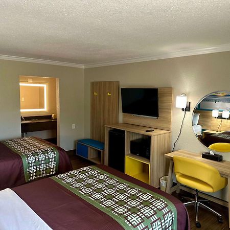 Days Inn By Wyndham Houston East Dış mekan fotoğraf